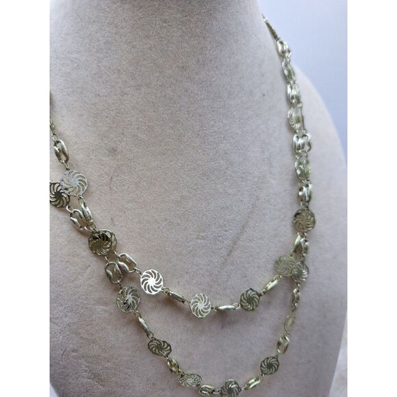 Source Unknown Jewelry - A Silver Tone Chain Necklace Disc Boho Hippie Chic Festival Whimsical